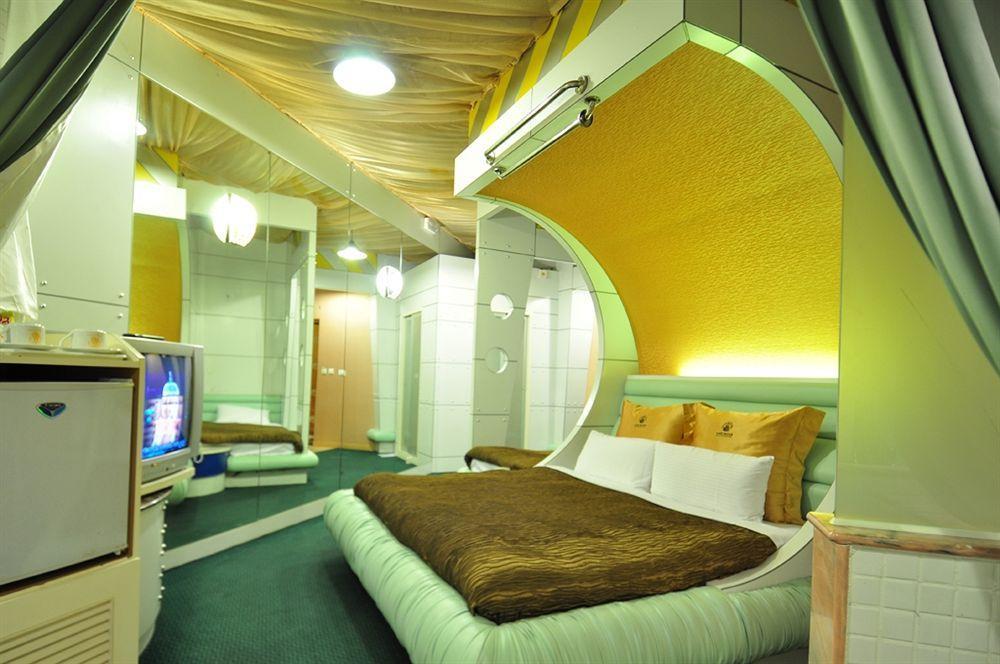 The We Hotel Taipeh Exterior foto