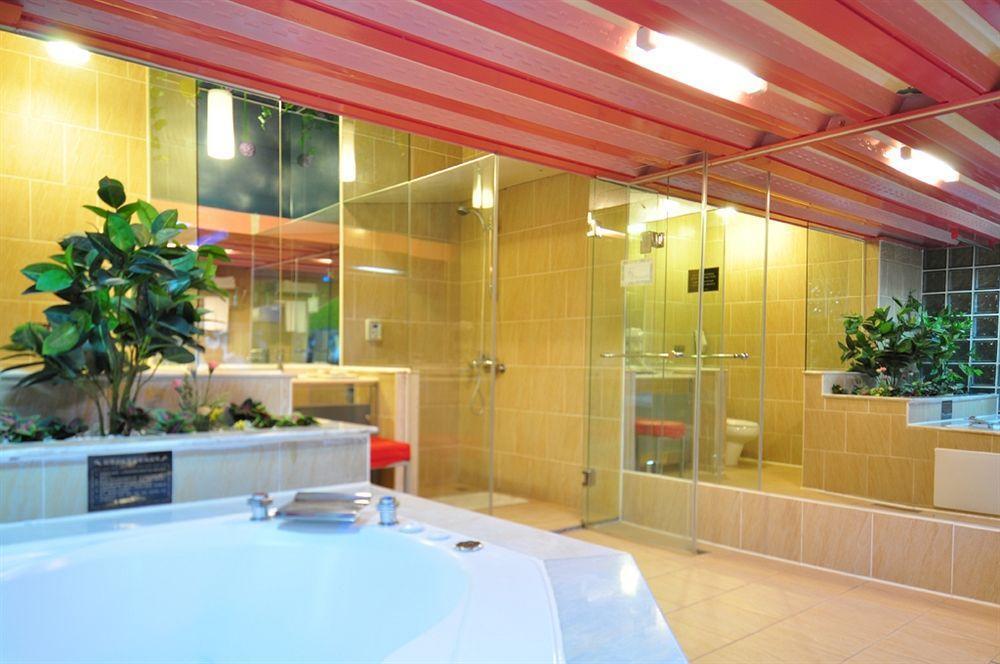 The We Hotel Taipeh Exterior foto
